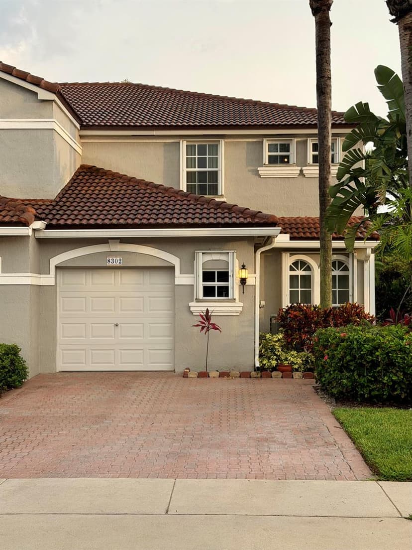 8302 Vía Serena, Boca Raton FL 33433
