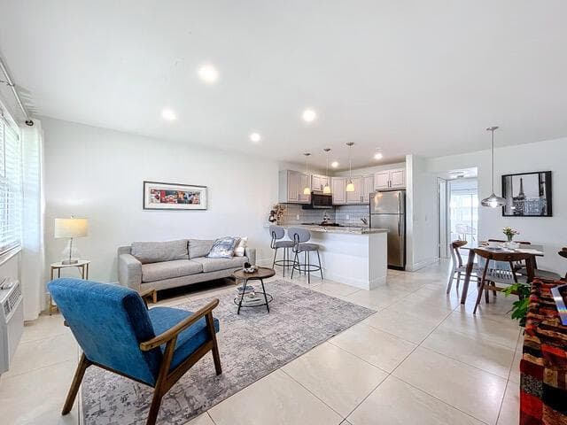 410 Chatham T, West Palm Beach FL 33417 - West Palm Beach, FL - Photo 5
