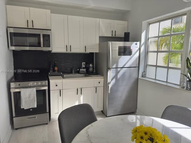 836 10th St # 5, Miami Beach FL 33139 - Miami Beach, FL - Photo 7