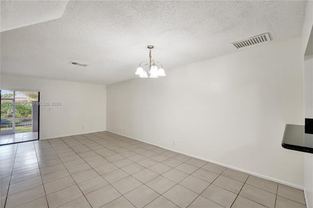 9220 NW 14th St # 272, Pembroke Pines FL 33024 - Pembroke Pines, FL - Photo 7