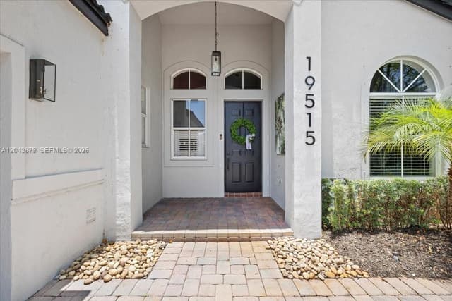 19515 SW 25th Ct, Miramar FL 33029 - Miramar, FL - Photo 3