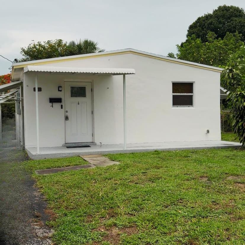 2573 NW 58th Avenue, Margate FL 33063