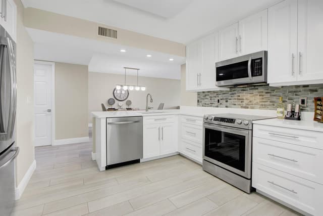 15451 Pembridge Drive # 206, Delray Beach FL 33484 - Delray Beach, FL - Photo 2