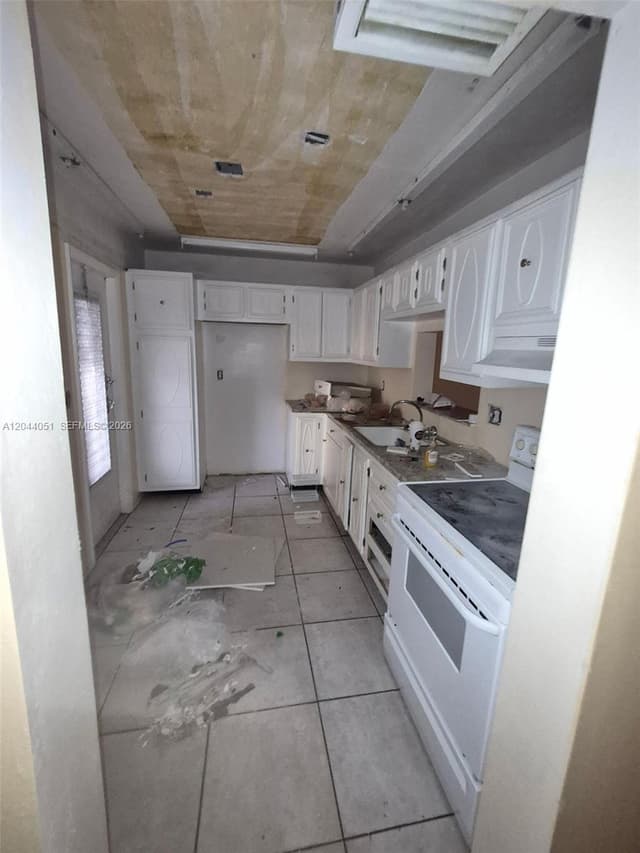 3940 NW 42nd Ave # 122, Lauderdale Lakes FL 33319 - Lauderdale Lakes, FL - Photo 3