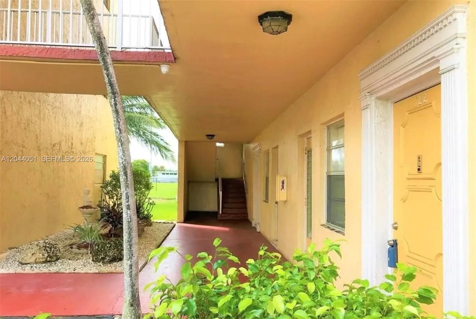 3940 NW 42nd Ave # 122, Lauderdale Lakes FL 33319 - Lauderdale Lakes, FL - Photo 1