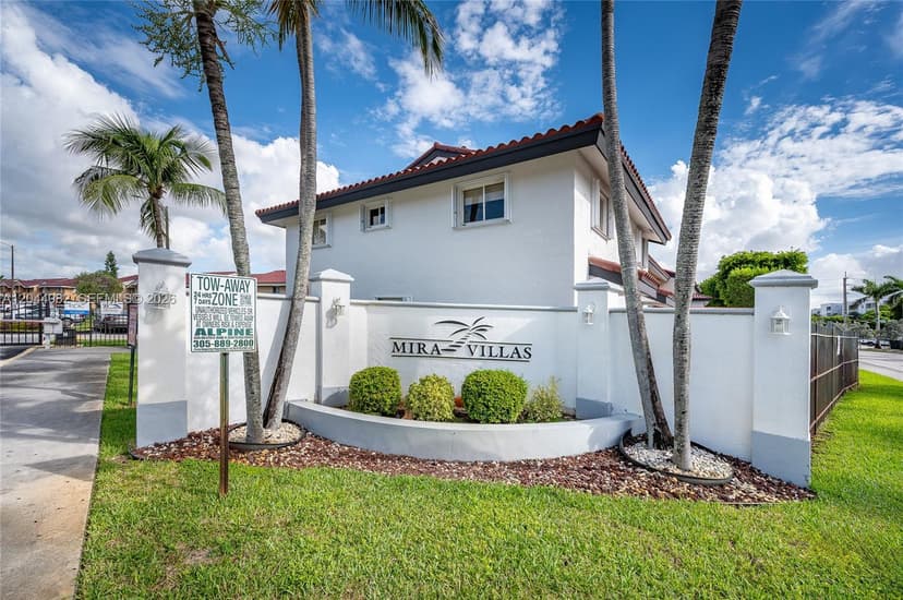 550 NW 82nd Ct # 383, Miami FL 33126