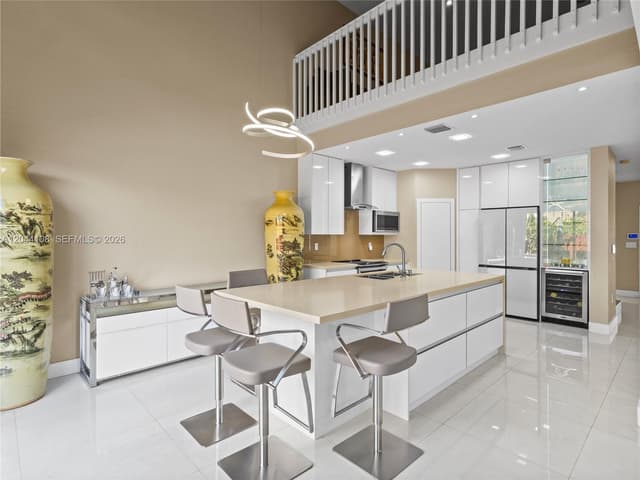 7086 NW 116th Ct, Doral FL 33178 - Doral, FL - Photo 2