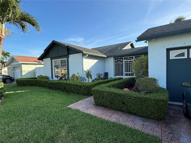 15622 SW 142nd Ct, Miami FL 33177 - Miami, FL - Photo 2