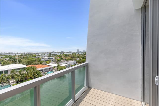 9940 W Bay Harbor Dr, Bay Harbor Islands FL 33154 - Bay Harbor Islands, FL - Photo 4