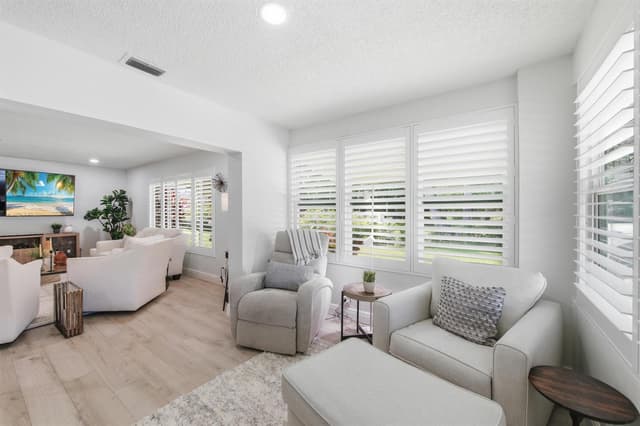 957 Circle Drive # D, Delray Beach FL 33445 - Delray Beach, FL - Photo 3