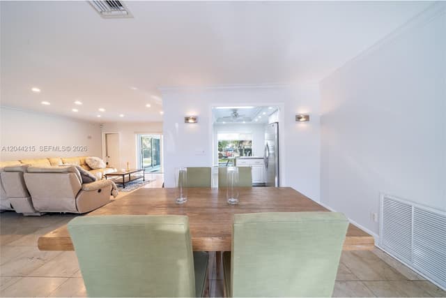 13140 Coronado Dr, North Miami FL 33181 - North Miami, FL - Photo 6
