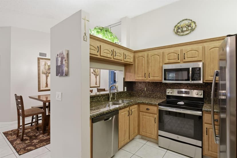 13811 Oneida Drive # F2, Delray Beach FL 33446