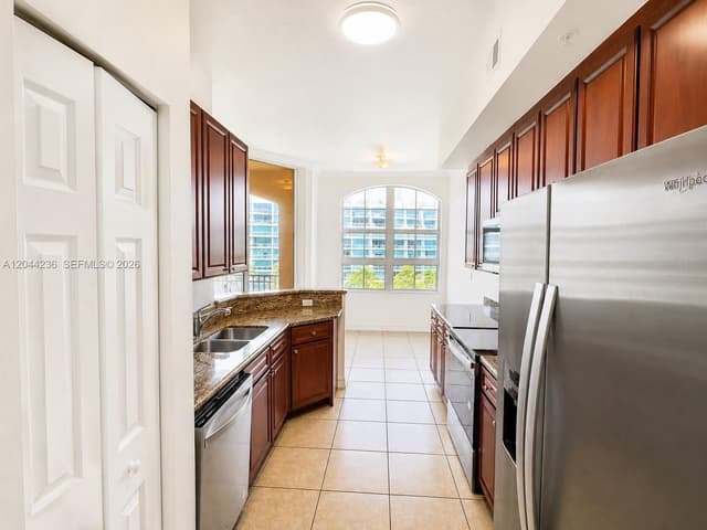 3001 NE 185th St # 515, Aventura FL 33180 - Aventura, FL - Photo 5