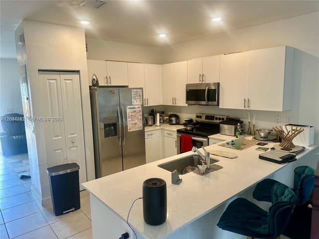 22913 SW 99th Ave, Cutler Bay FL 33190 - Cutler Bay, FL - Photo 2