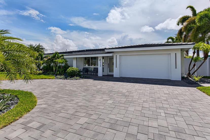 411 SE 2nd Avenue, Pompano Beach FL 33060