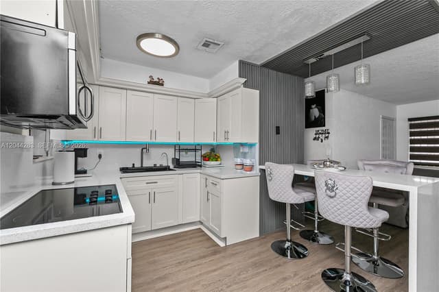 3311 NW 171st St, Miami Gardens FL 33056 - Miami Gardens, FL - Photo 7
