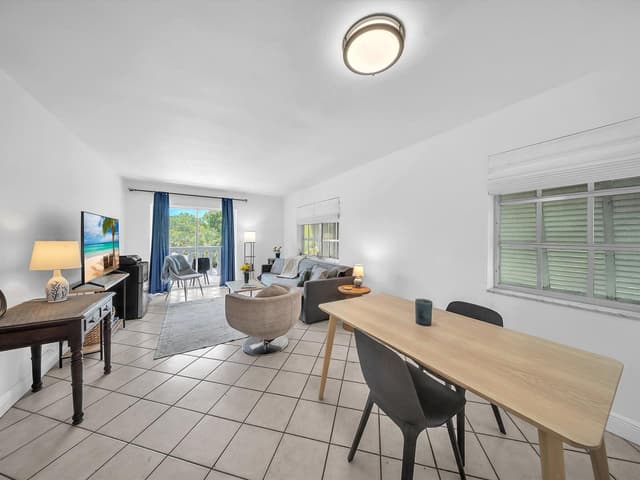 1150 Madruga Avenue # C302, Miami FL 33146 - Miami, FL - Photo 5