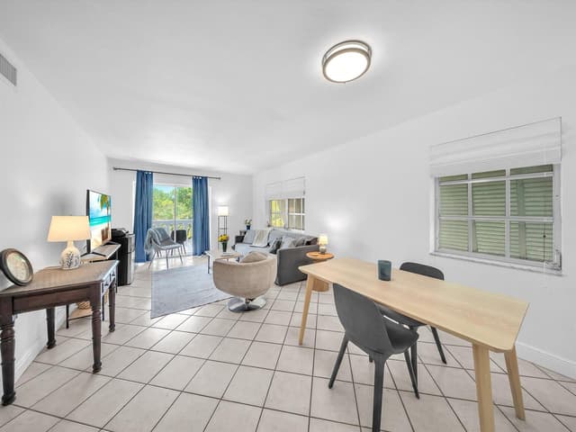 1150 Madruga Avenue # C302, Miami FL 33146 - Miami, FL - Photo 4