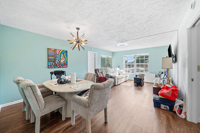 5540 Tamberlane Circle # 221, Palm Beach Gardens FL 33418