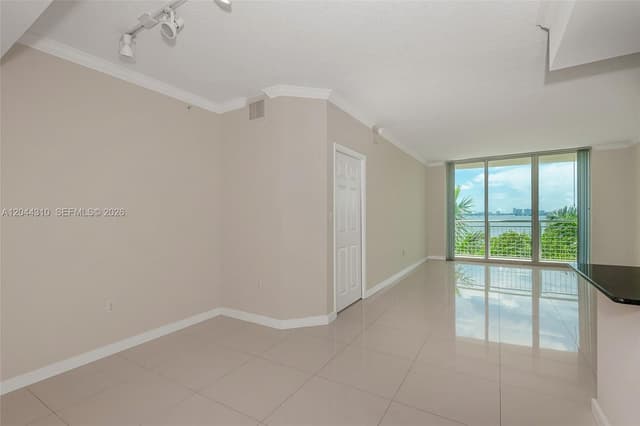 2000 N Bayshore Dr # 516, Miami FL 33137 - Miami, FL - Photo 7