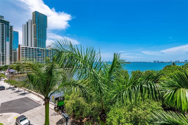 2000 N Bayshore Dr # 516, Miami FL 33137 - Miami, FL - Photo 4