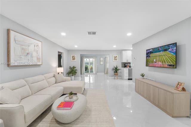 14307 Amapola Dr, Delray Beach FL 33484 - Delray Beach, FL - Photo 5