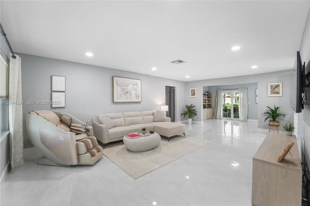 14307 Amapola Dr, Delray Beach FL 33484 - Delray Beach, FL - Photo 4