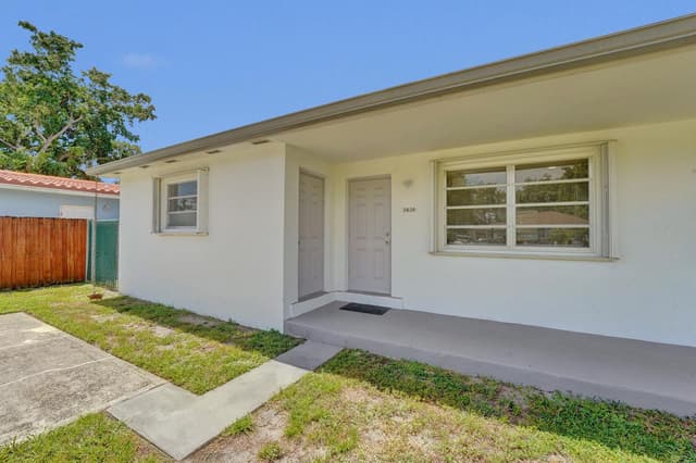 5830 Garfield Street, Hollywood FL 33021 - Hollywood, FL - Photo 3