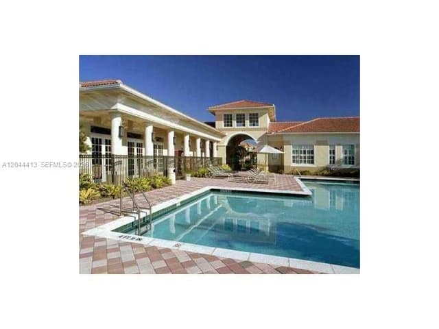 2464 Centergate Dr # 101, Miramar FL 33025 - Miramar, FL - Photo 4