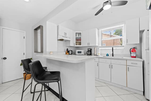 1947 Adams Street # 2, Hollywood FL 33020 - Hollywood, FL - Photo 4