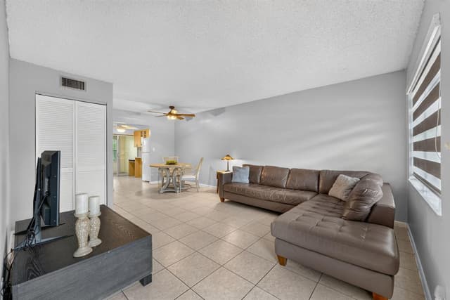 251 NW 76th Avenue # 105, Margate FL 33063 - Margate, FL - Photo 3