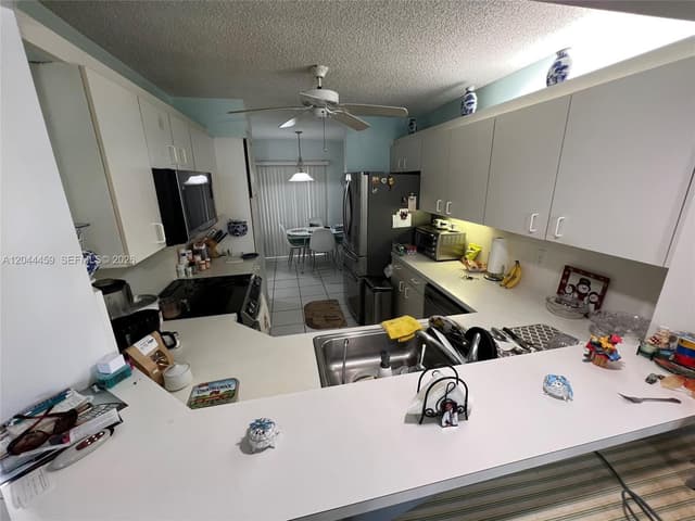 9551 Weldon Cir # E107, Tamarac FL 33321 - Tamarac, FL - Photo 5
