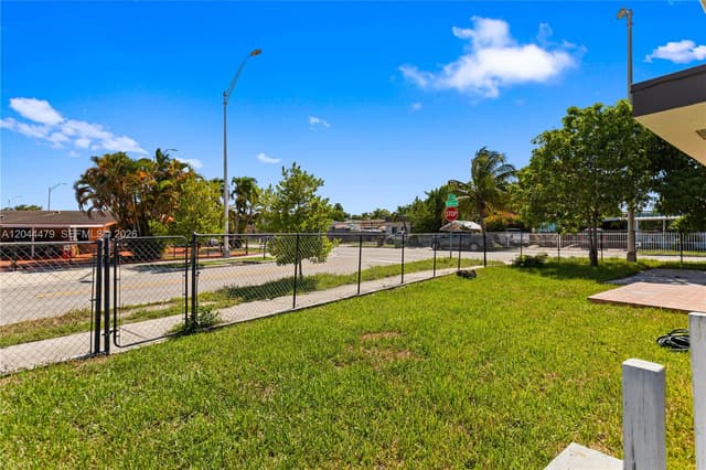 191 SE 6th Ave, Hialeah FL 33010 - Hialeah, FL - Photo 4