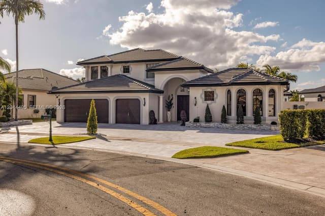 3910 SW 186th Ter, Miramar FL 33029 - Miramar, FL - Photo 2