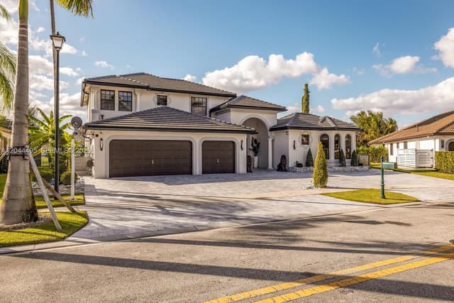 3910 SW 186th Ter, Miramar FL 33029 - Miramar, FL - Photo 3
