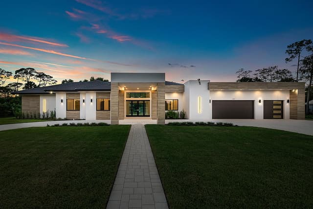 14817 Paddock Drive, Wellington FL 33414 - Wellington, FL - Photo 2