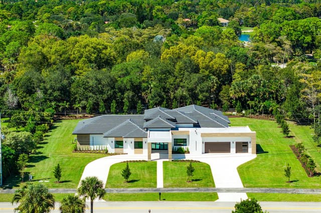 14817 Paddock Drive, Wellington FL 33414 - Wellington, FL - Photo 5