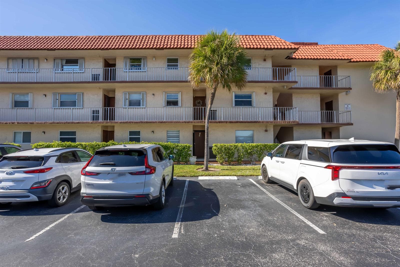 700 SE 6th Avenue # 107, Deerfield Beach FL 33441
