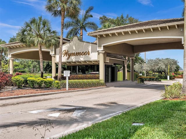 1212 SE Bahama Bnd # G1, Coconut Creek FL 33066 - Coconut Creek, FL - Photo 2