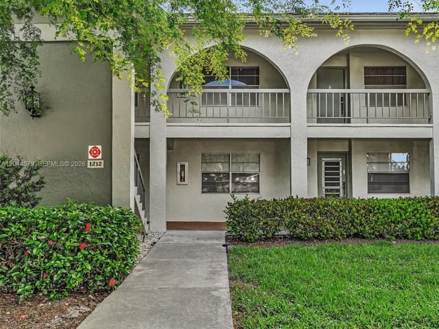 1212 SE Bahama Bnd # G1, Coconut Creek FL 33066 - Coconut Creek, FL - Photo 4
