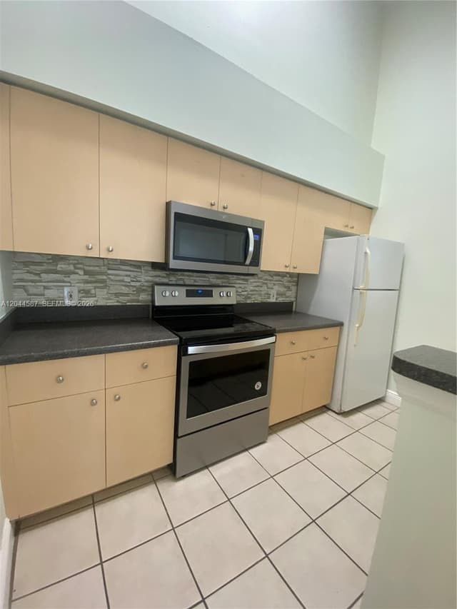 4081 San Marino Blvd # 303, West Palm Beach FL 33409 - West Palm Beach, FL - Photo 4