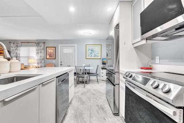 625 Normandy N # 625, Delray Beach FL 33484 - Delray Beach, FL - Photo 3