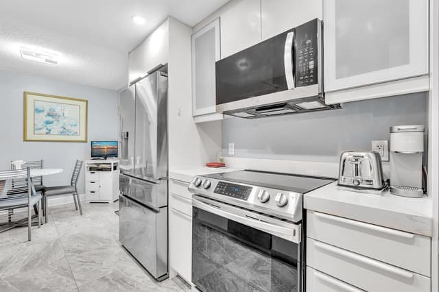 625 Normandy N # 625, Delray Beach FL 33484 - Delray Beach, FL - Photo 4