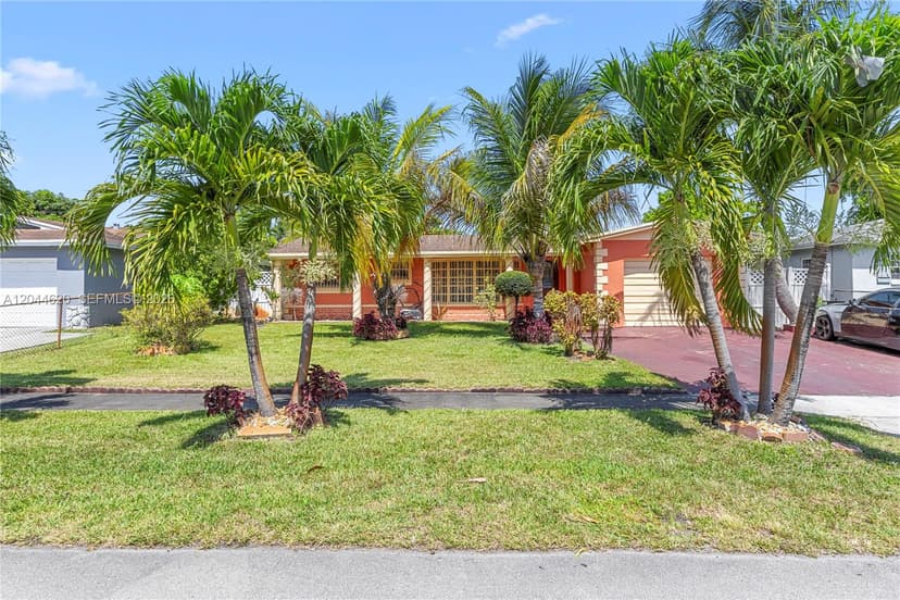 1157 NW 45th Ter, Lauderhill FL 33313