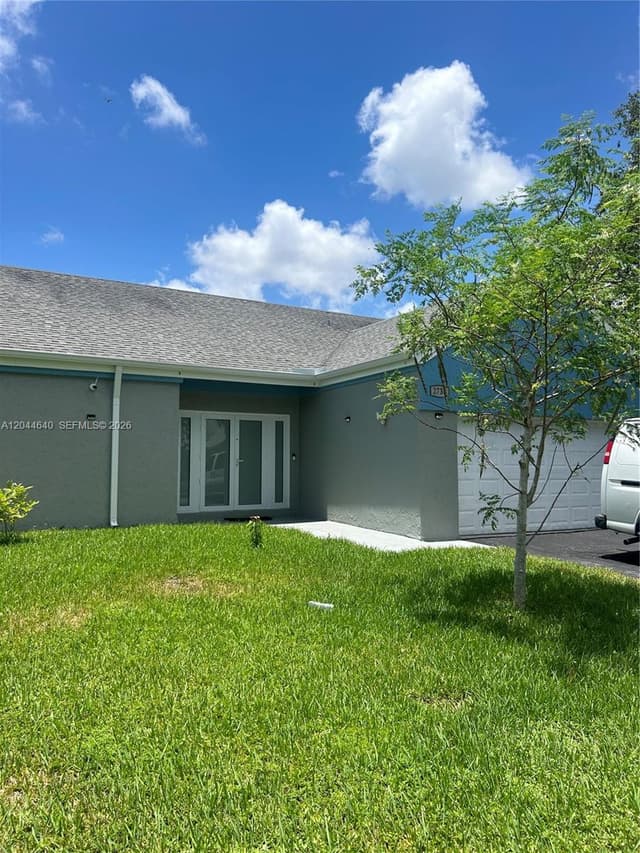 2730 Cypress Ave, Miramar FL 33025 - Miramar, FL - Photo 3