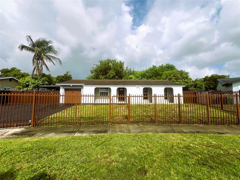 26080 SW 132nd Pl, Homestead FL 33032