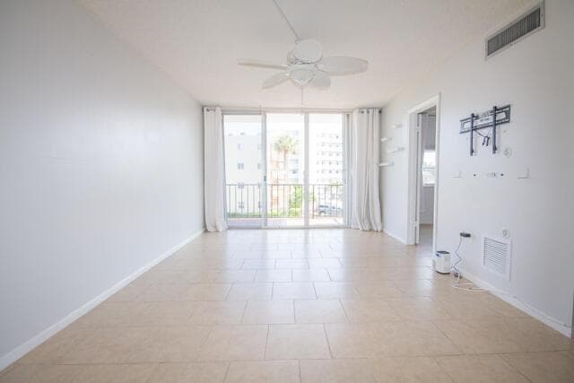 301 Croton Avenue # 303, Lantana FL 33462 - Lantana, FL - Photo 2