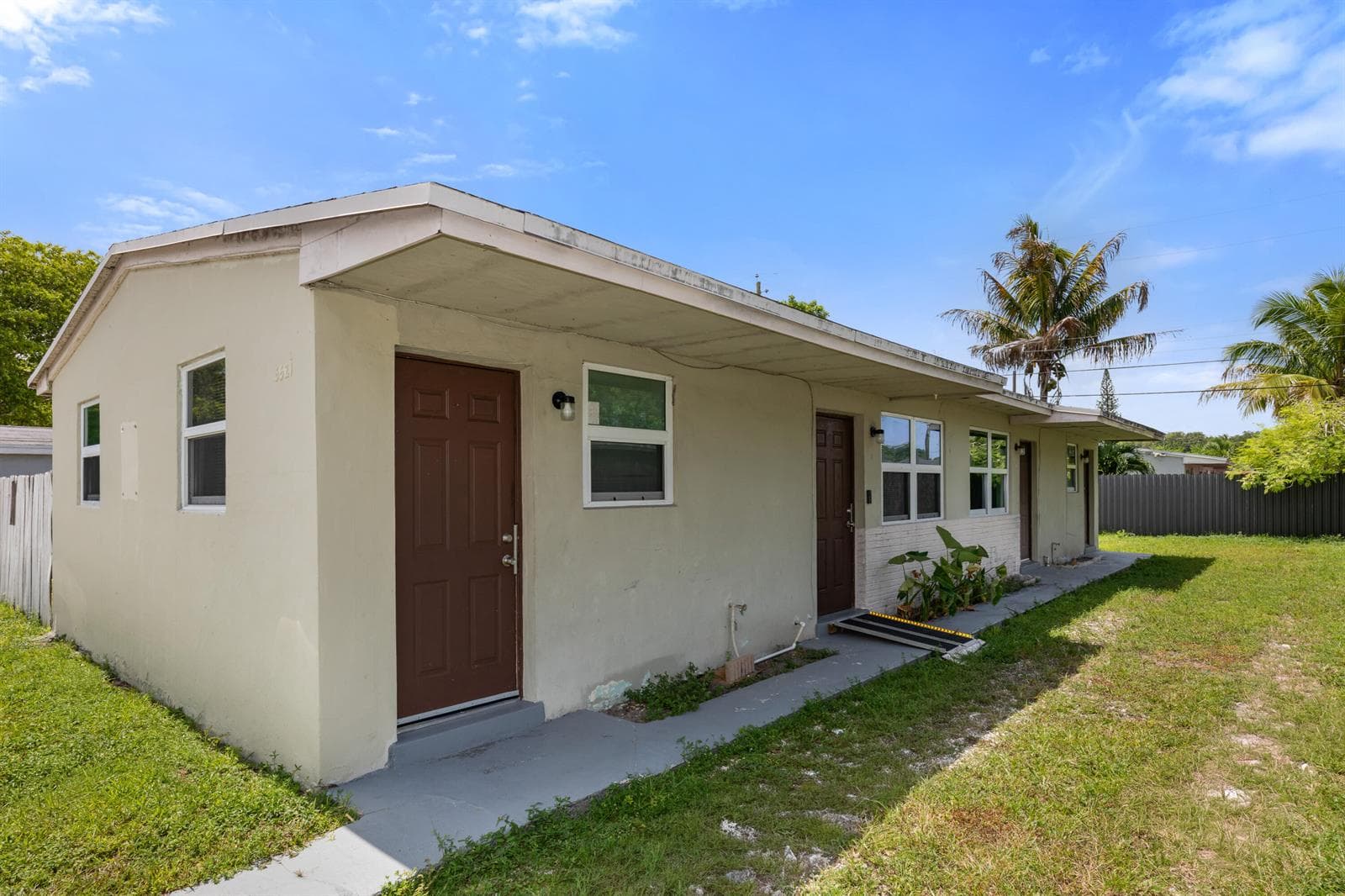 5521 SW 34th Street # 2, Hollywood FL 33023 - Hollywood, FL - Photo 1