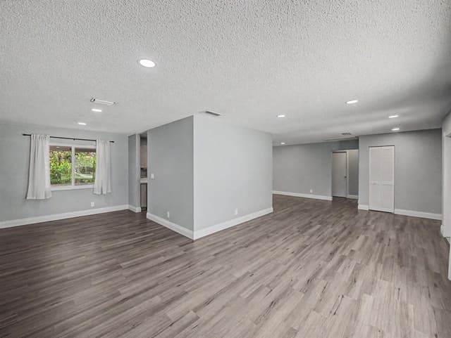 126 Chapel Lane, Tequesta FL 33469 - Tequesta, FL - Photo 6