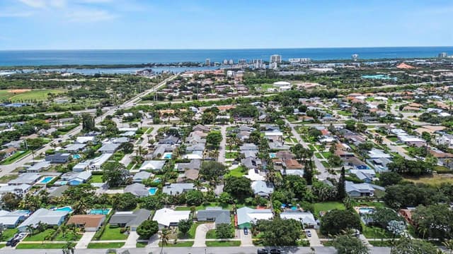 126 Chapel Lane, Tequesta FL 33469 - Tequesta, FL - Photo 4